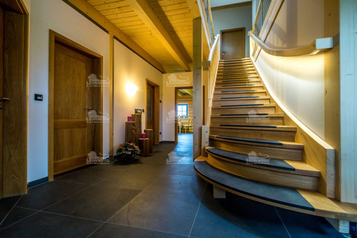 Haus Canada - Ein Zimmer mit Holzboden - Die Architektur