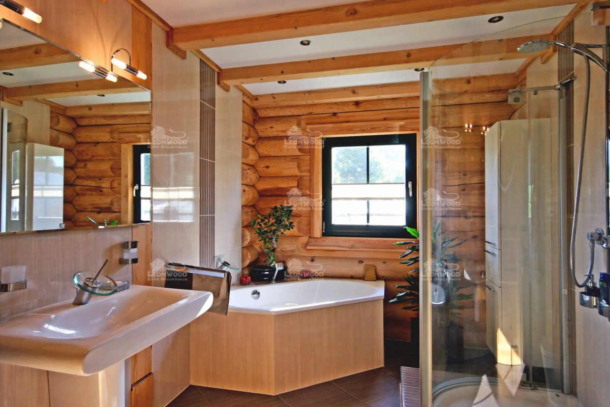 Haus Alaska - Ein zimmer mit waschbecken und fenster - Interior Design Services