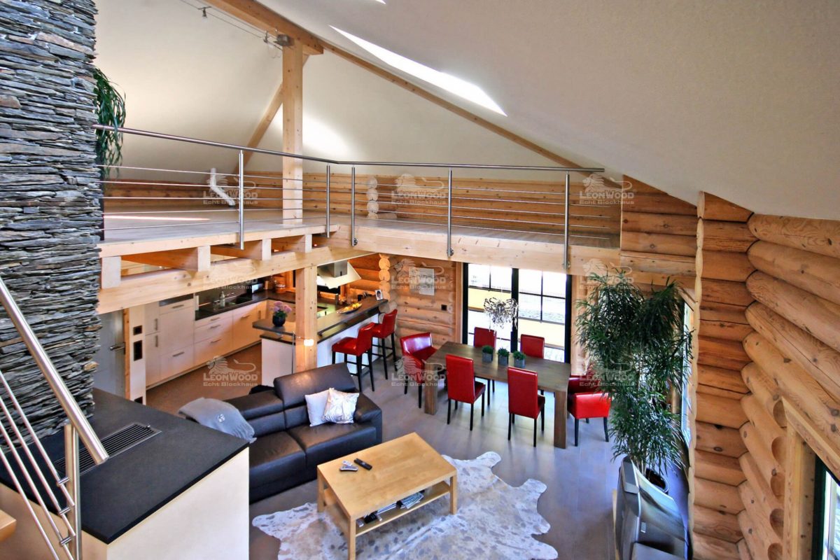 Haus Alaska - Ein Raum mit Möbeln und einem Tisch - Alaska