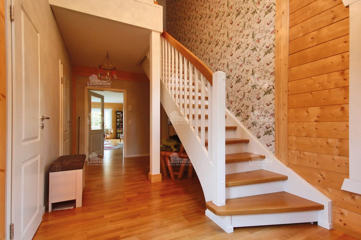 Haus Canada - Ein Zimmer mit Holzboden - Holzhaus