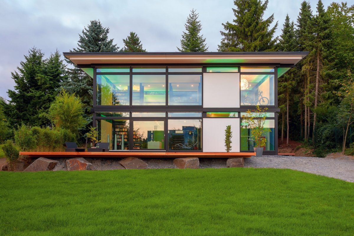 HUF Haus Modum 7 - Ein Garten vor einem Gebäude - Huf Haus