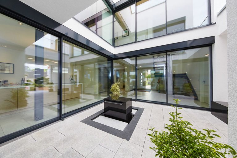 Designerhaus Atrium: Okal Haus | Hausbauhelden.de