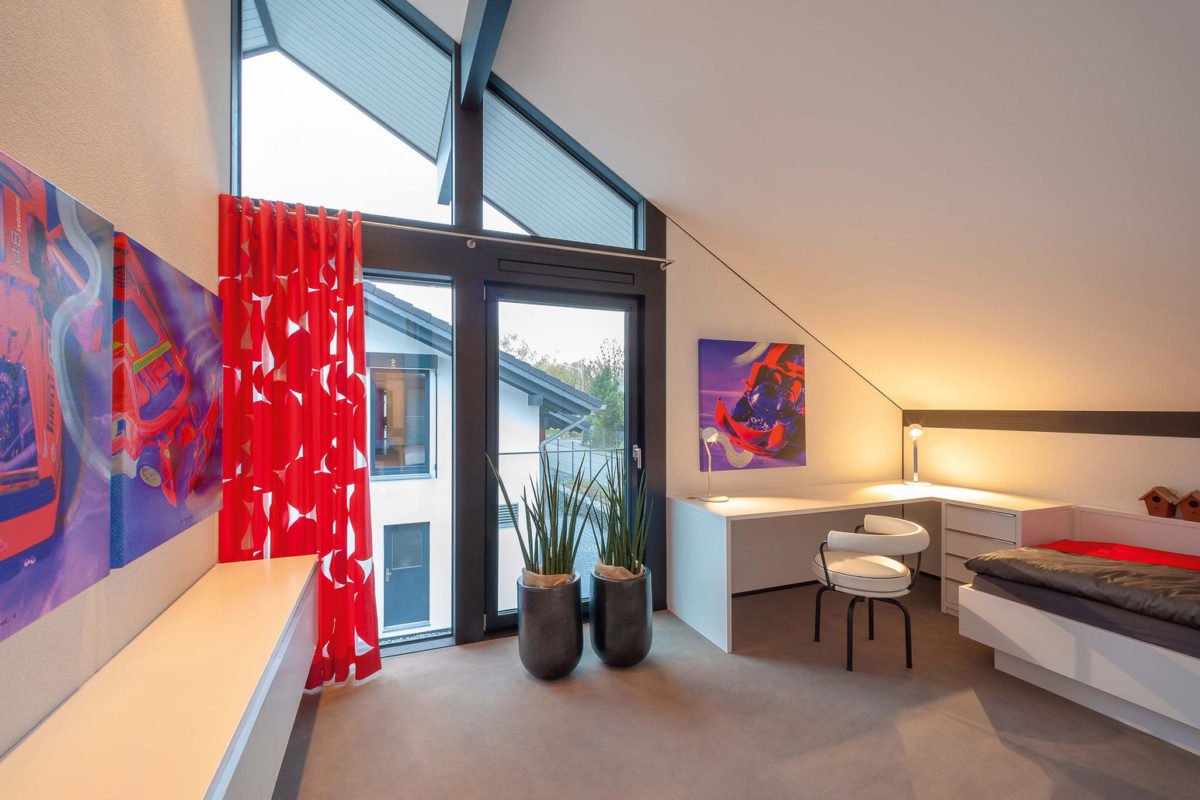 HUF HAUS Musterhaus Wuppertal - Ein Screenshot eines Wohnzimmers - Interior Design Services