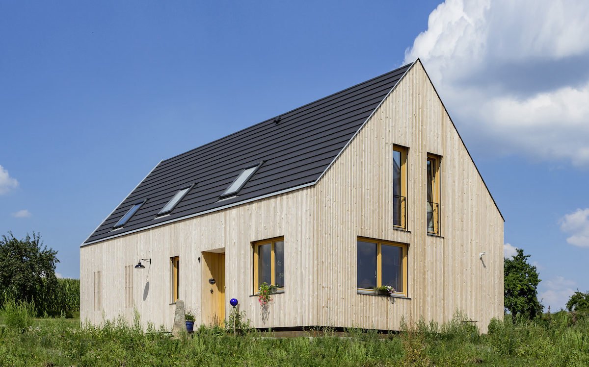 Landhaus Wolfenbrueck - Eine alte Scheune vor einem Haus - Bauernhaus