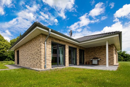 Winkelbungalow Musterhaus KIel von Heinz von Heiden