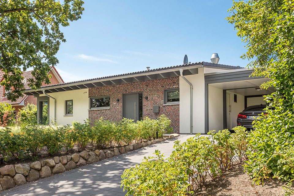 Hausbau Helden Homestory: Eigenes Ferienhaus an der See