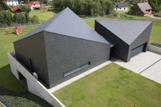Dachschiefer_rechteckdoppeldeckung-Dach und Fassade