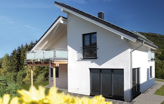 Hausbau Helden Isowoodhaus | Haus mit versetztem Pultdach