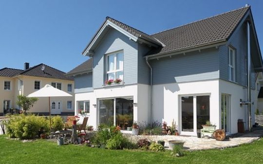 Hausbau Helden Isowoodhaus | Wohnen im Landhausstil