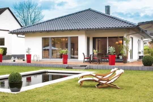 Hausbau Helden SchwörerHaus | BUNGALOW EBENERDIG