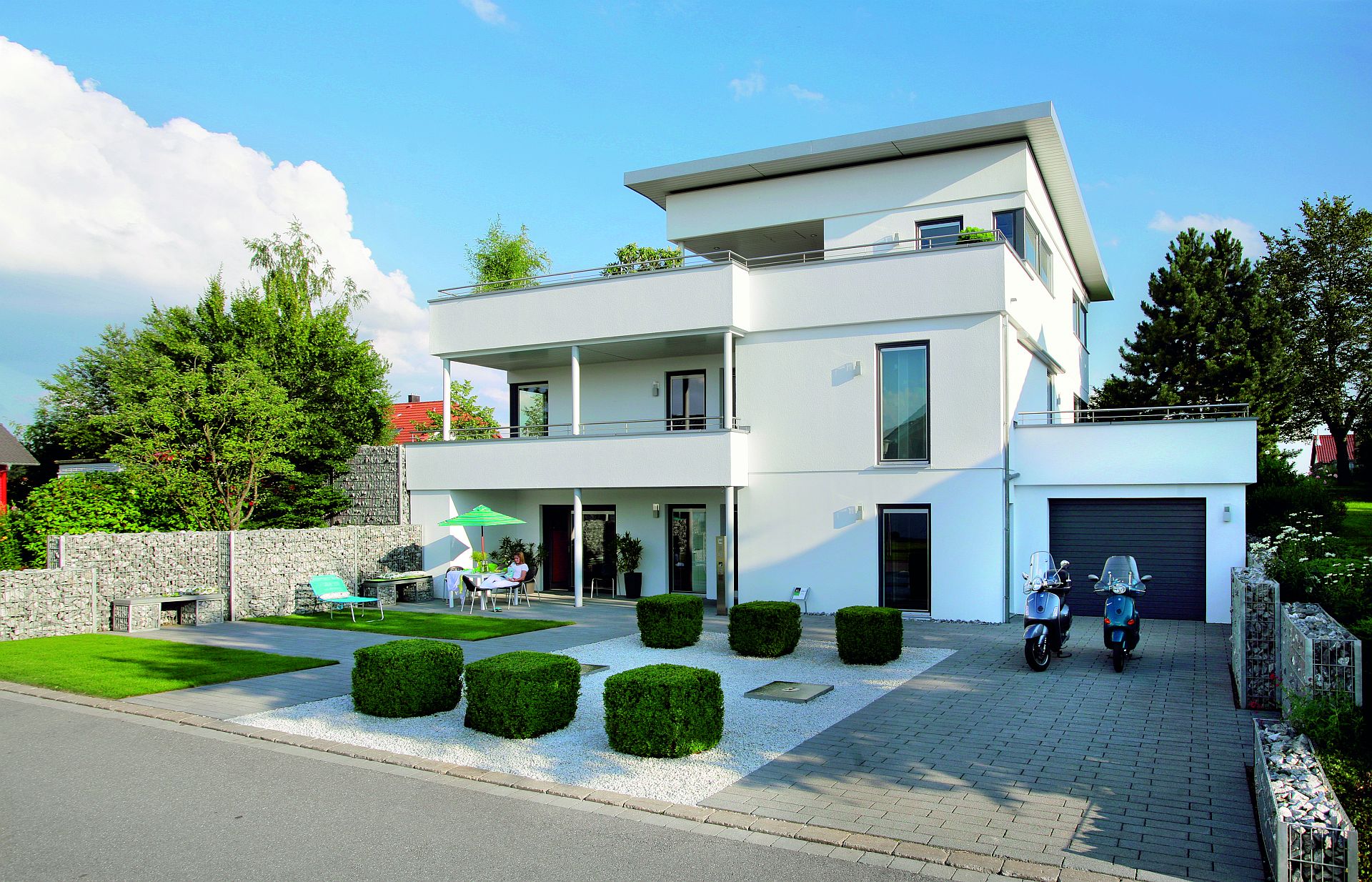 SchwörerHaus: Barrierefreies Hanghaus | Hausbauhelden.de