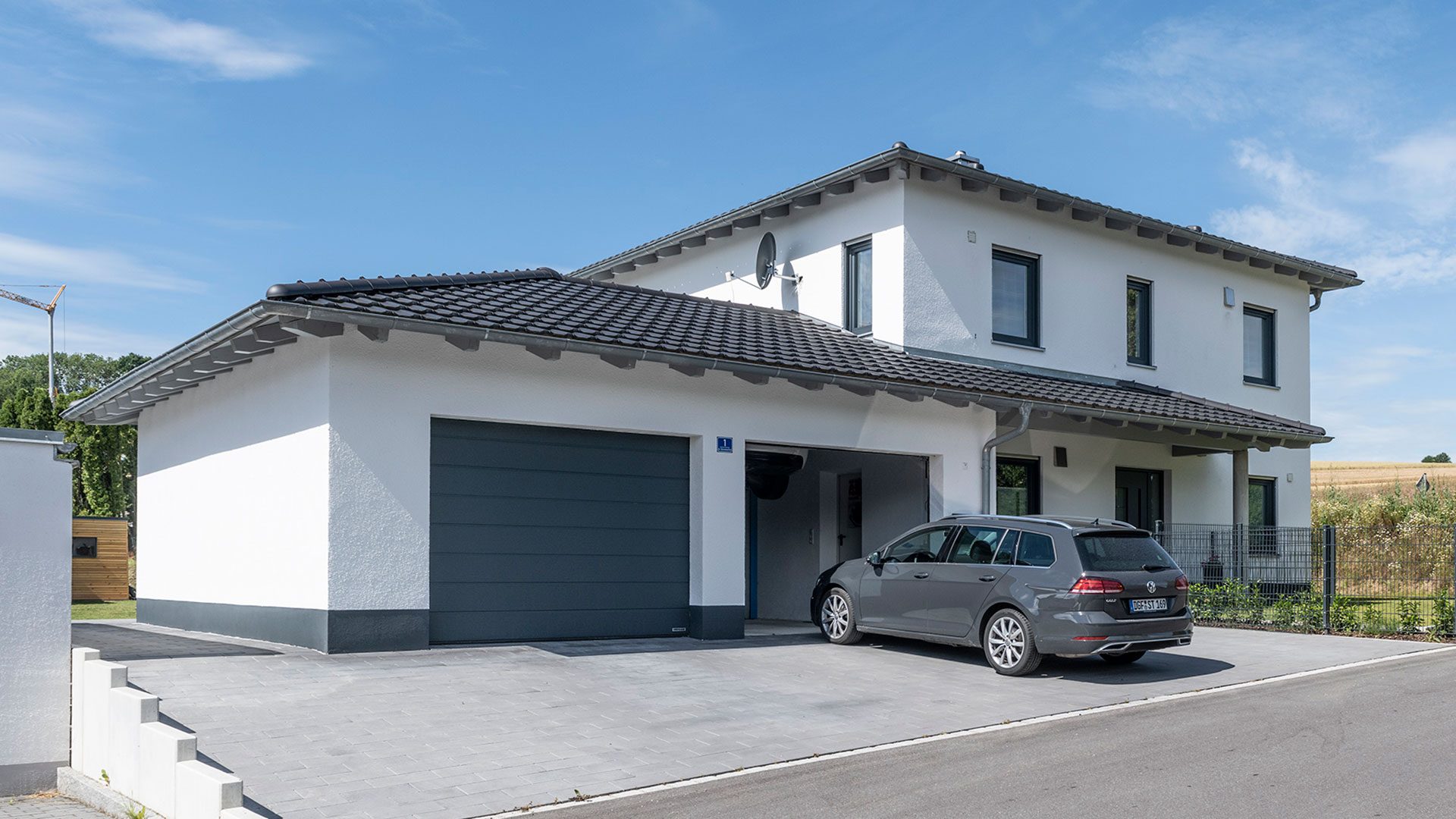 Ytong Bausatzhaus Haus mit Doppelgarage und Hebebühne Hausbau Helden