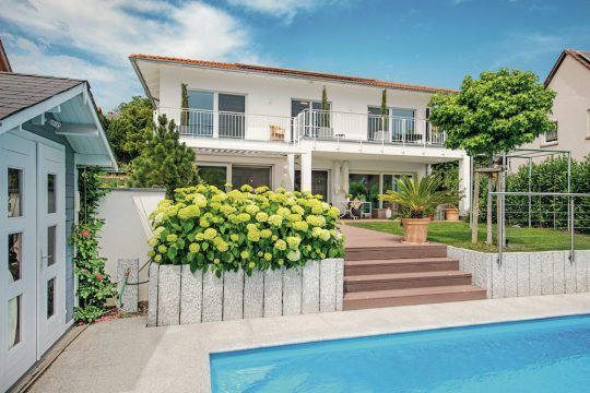 Hausbau Helden WeberHaus | Mediterrane Villa mit Einliegerwohnung