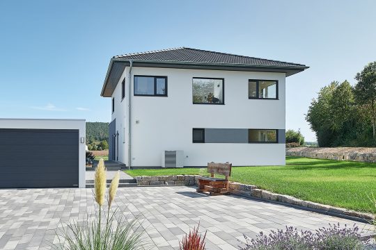 Hausbau Helden LUXHAUS | Walmdach 160