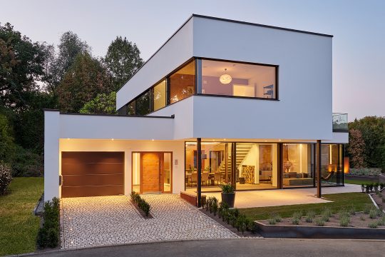 Hausbau Helden LUXHAUS | Musterhaus Core